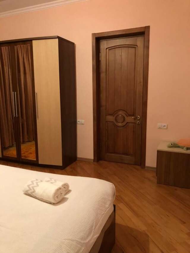 Гостевой дом NIKOLE Кутаиси-13